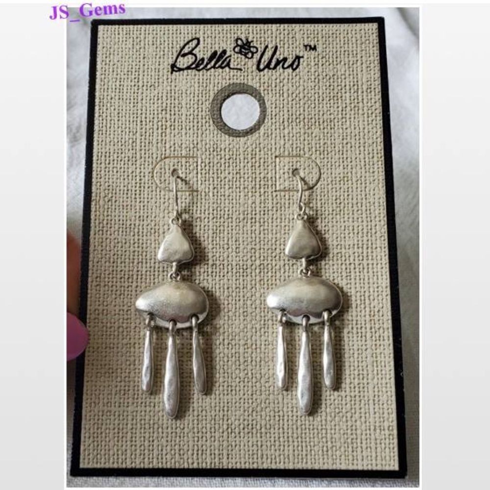 New Bella Uno Earrings Womens Silver Dangle Three Tier Drop Triangle Jewelry NWT